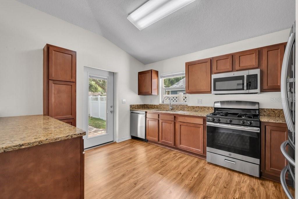 HUNTERS GREEN PRCL 17B PHAS - Residential