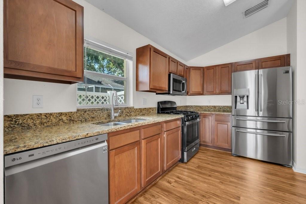 HUNTERS GREEN PRCL 17B PHAS - Residential