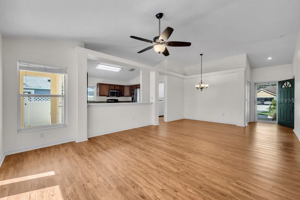 HUNTERS GREEN PRCL 17B PHAS - Residential
