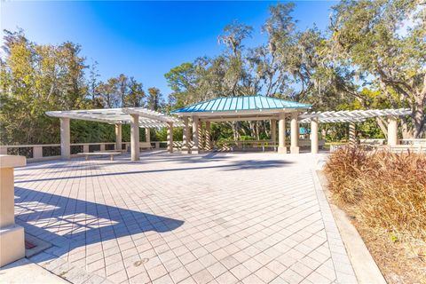 A home in PALM HARBOR