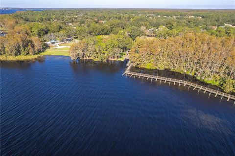 A home in PALM HARBOR