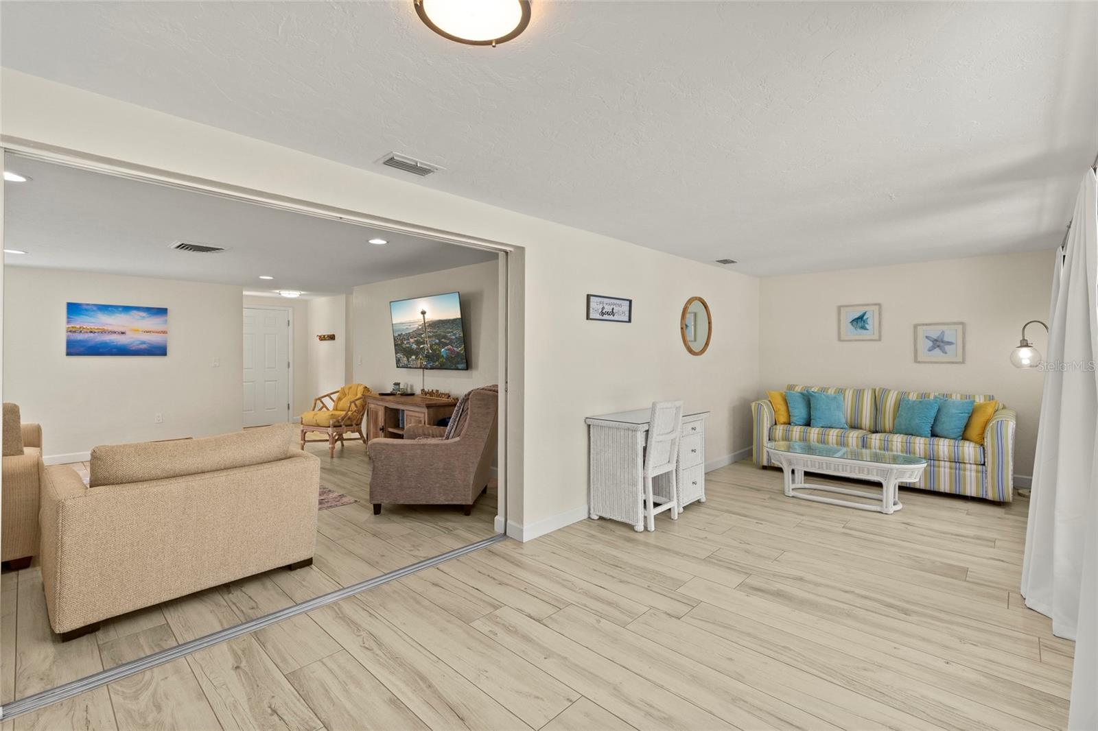 GULF GATE - Residential