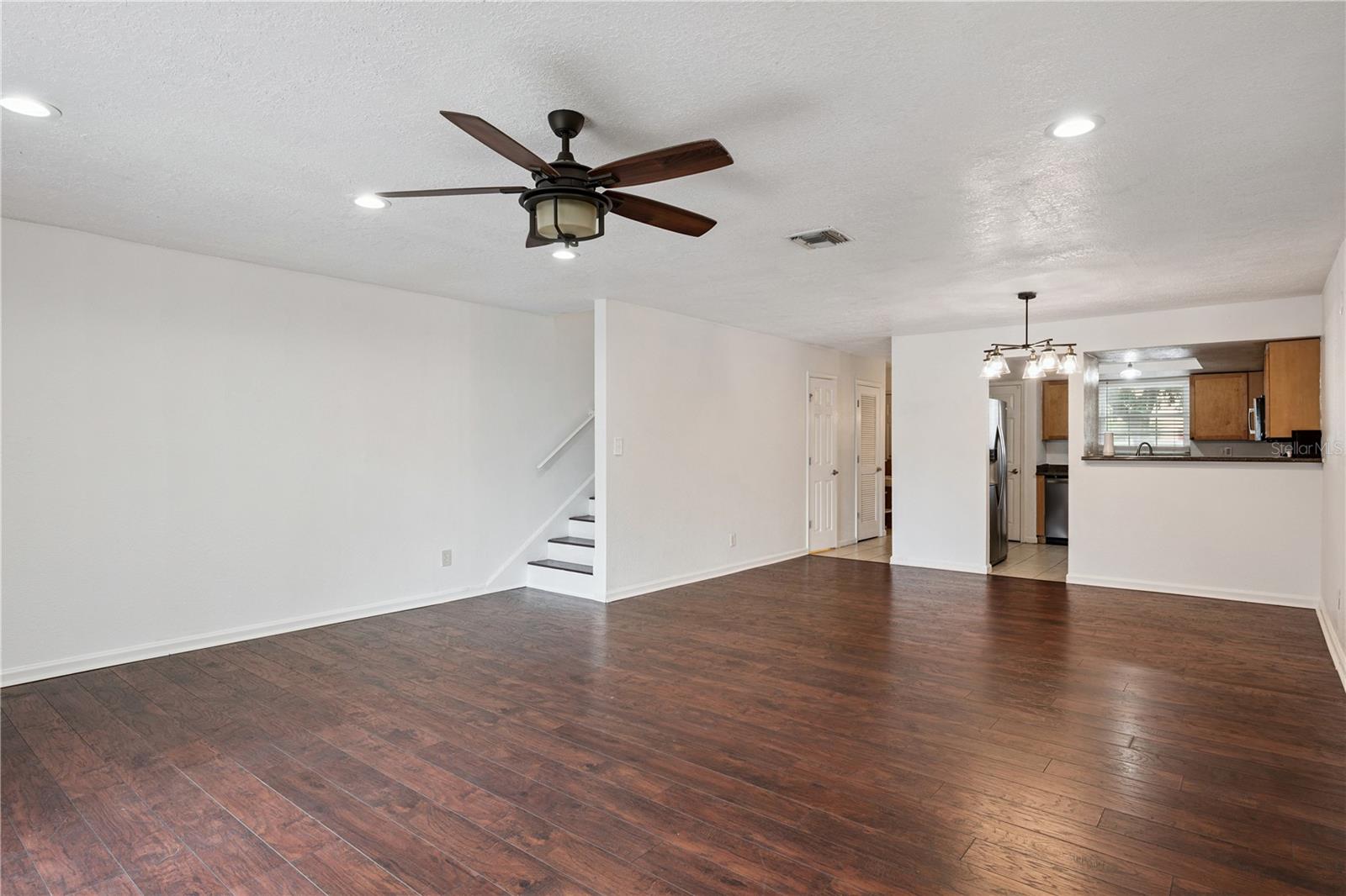 STRATFORD A WINTER PARK CONDO - Residential