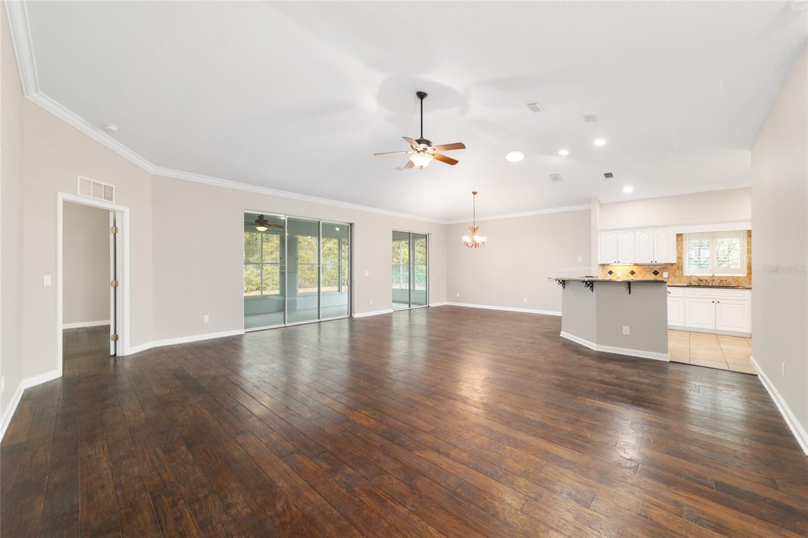 OCALA PALMS - Residential