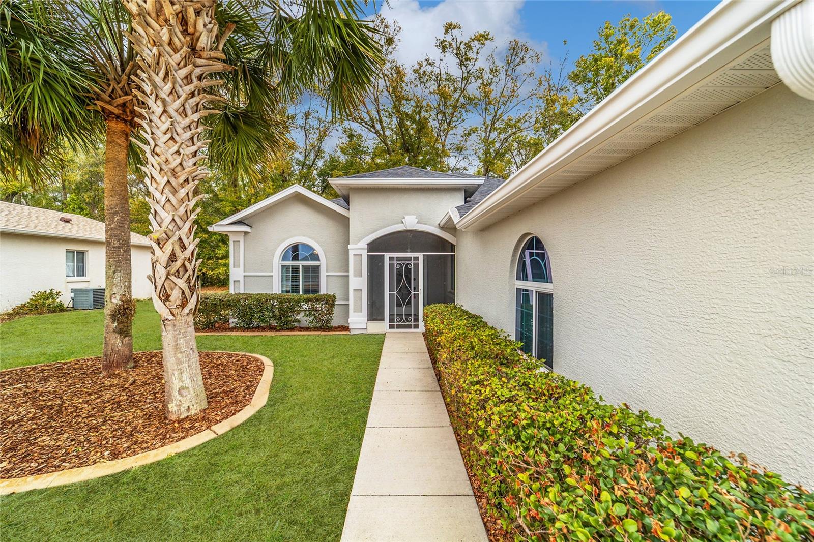 OCALA PALMS - Residential
