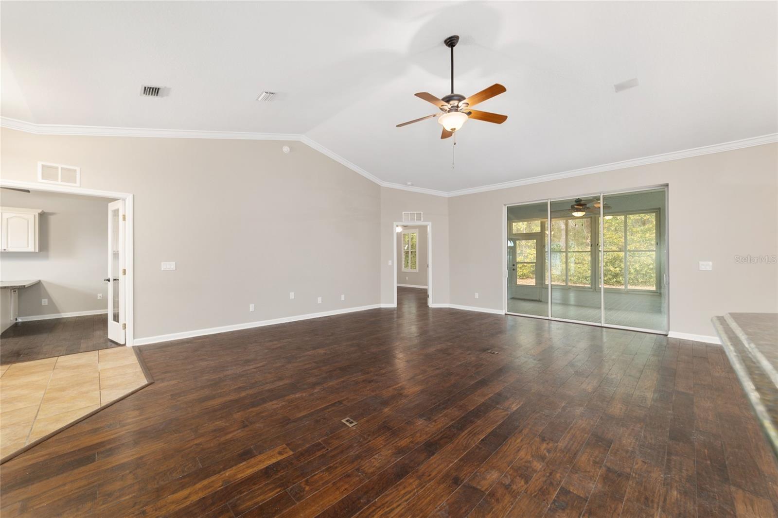 OCALA PALMS - Residential