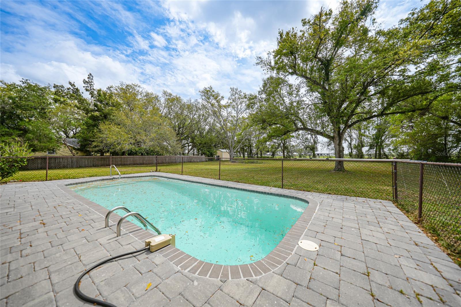 OAKMONT - Residential