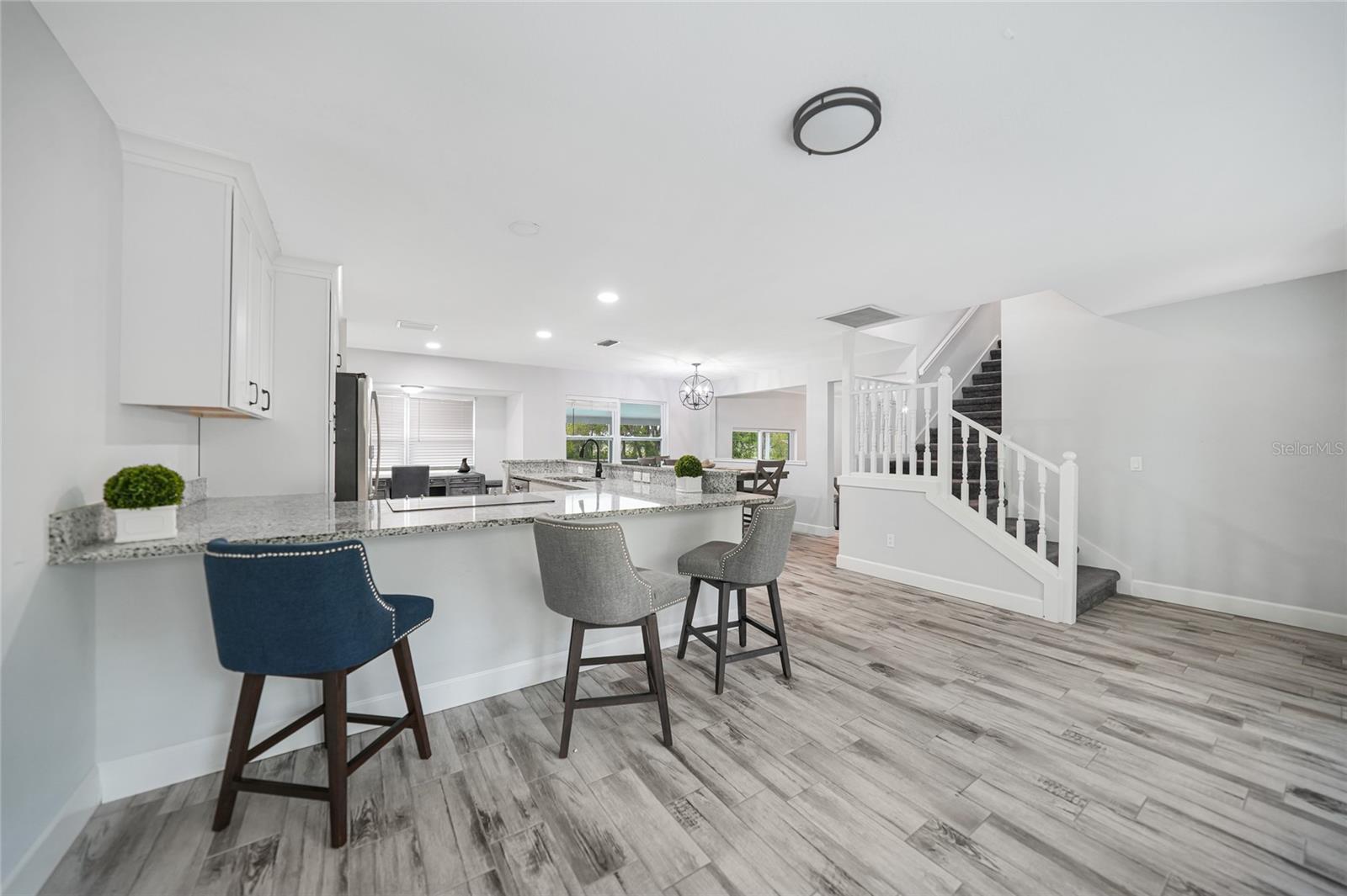 OAKMONT - Residential