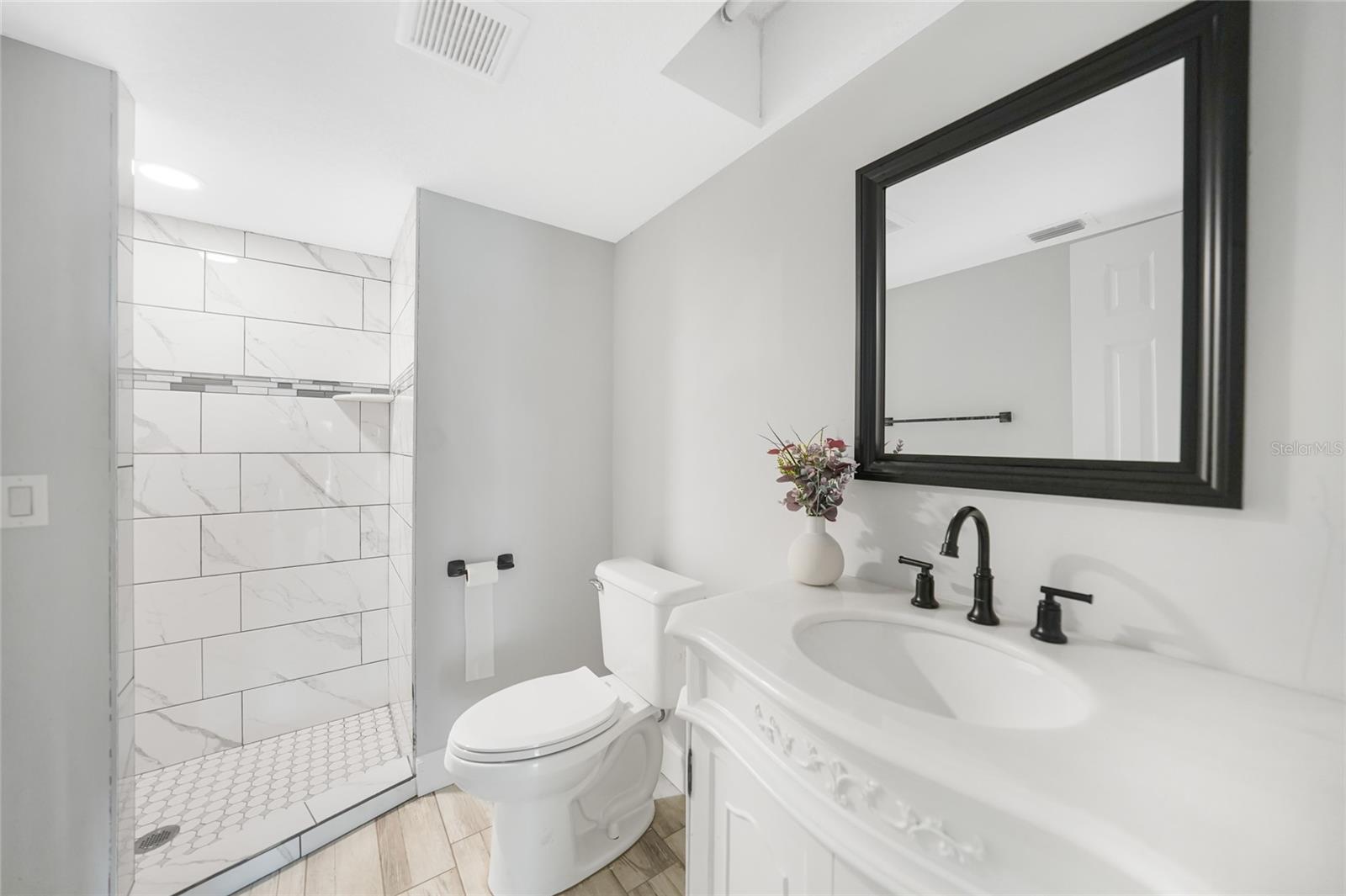 OAKMONT - Residential