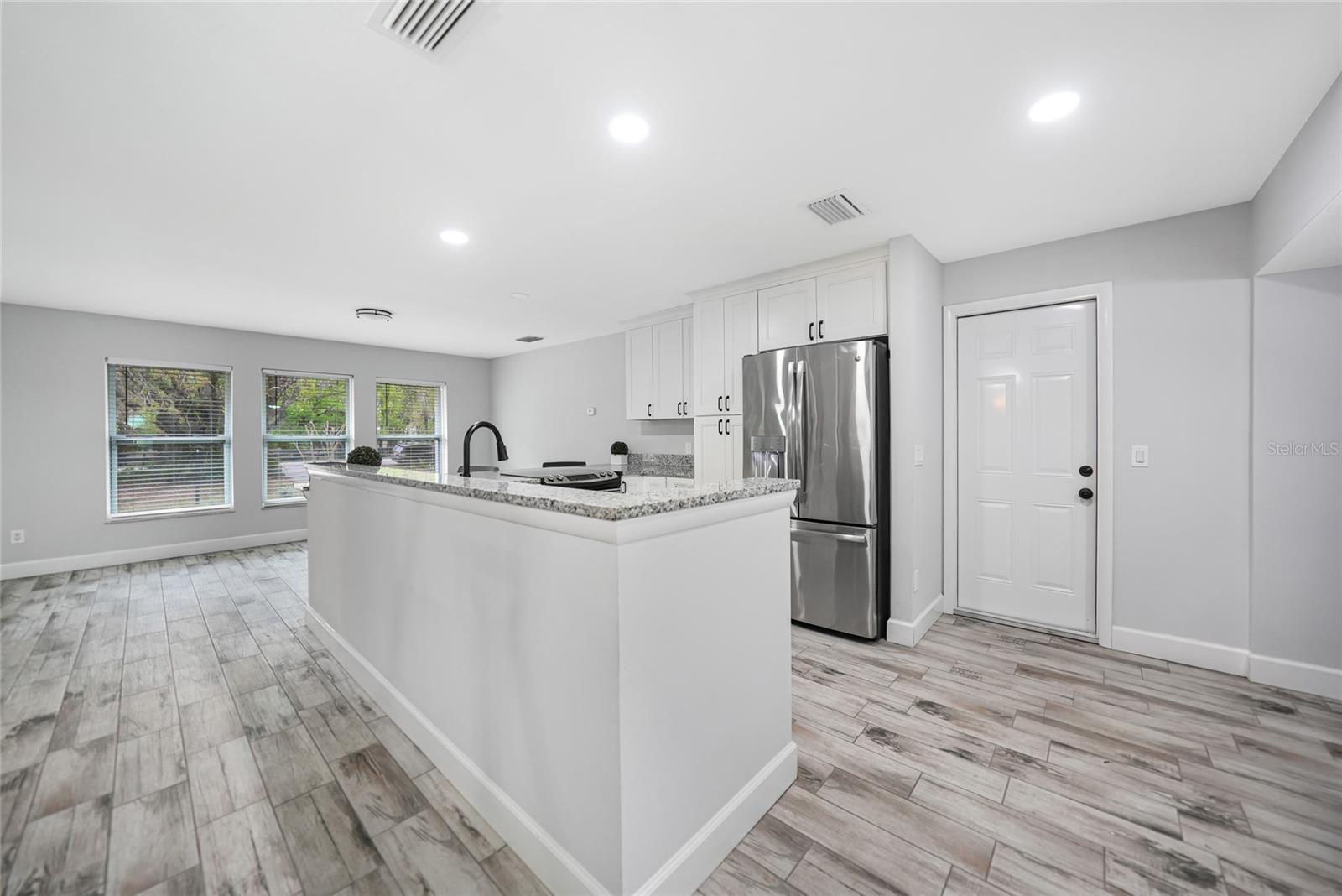 OAKMONT - Residential