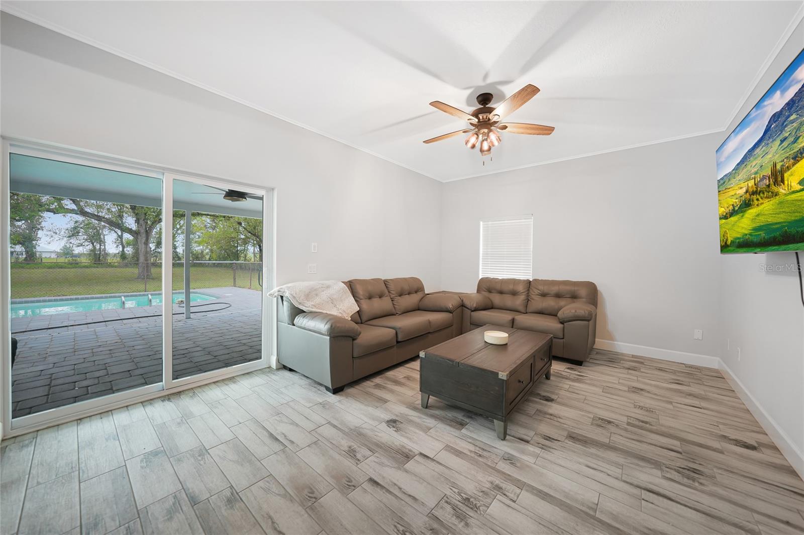 OAKMONT - Residential