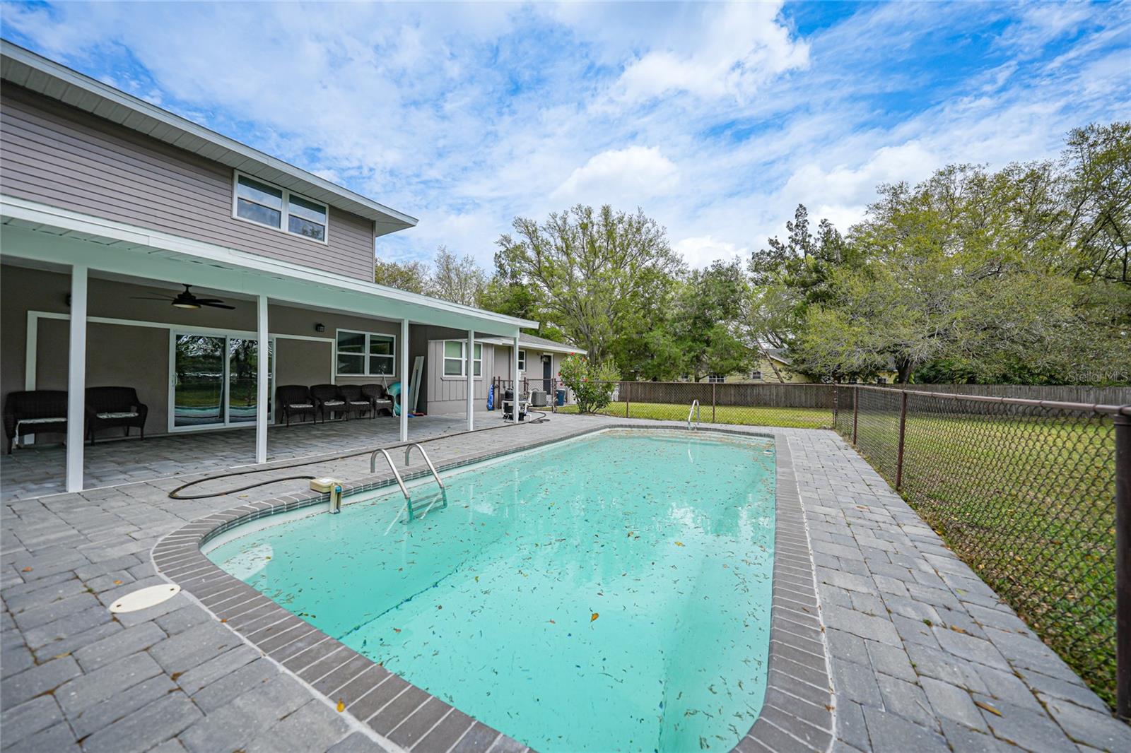 OAKMONT - Residential