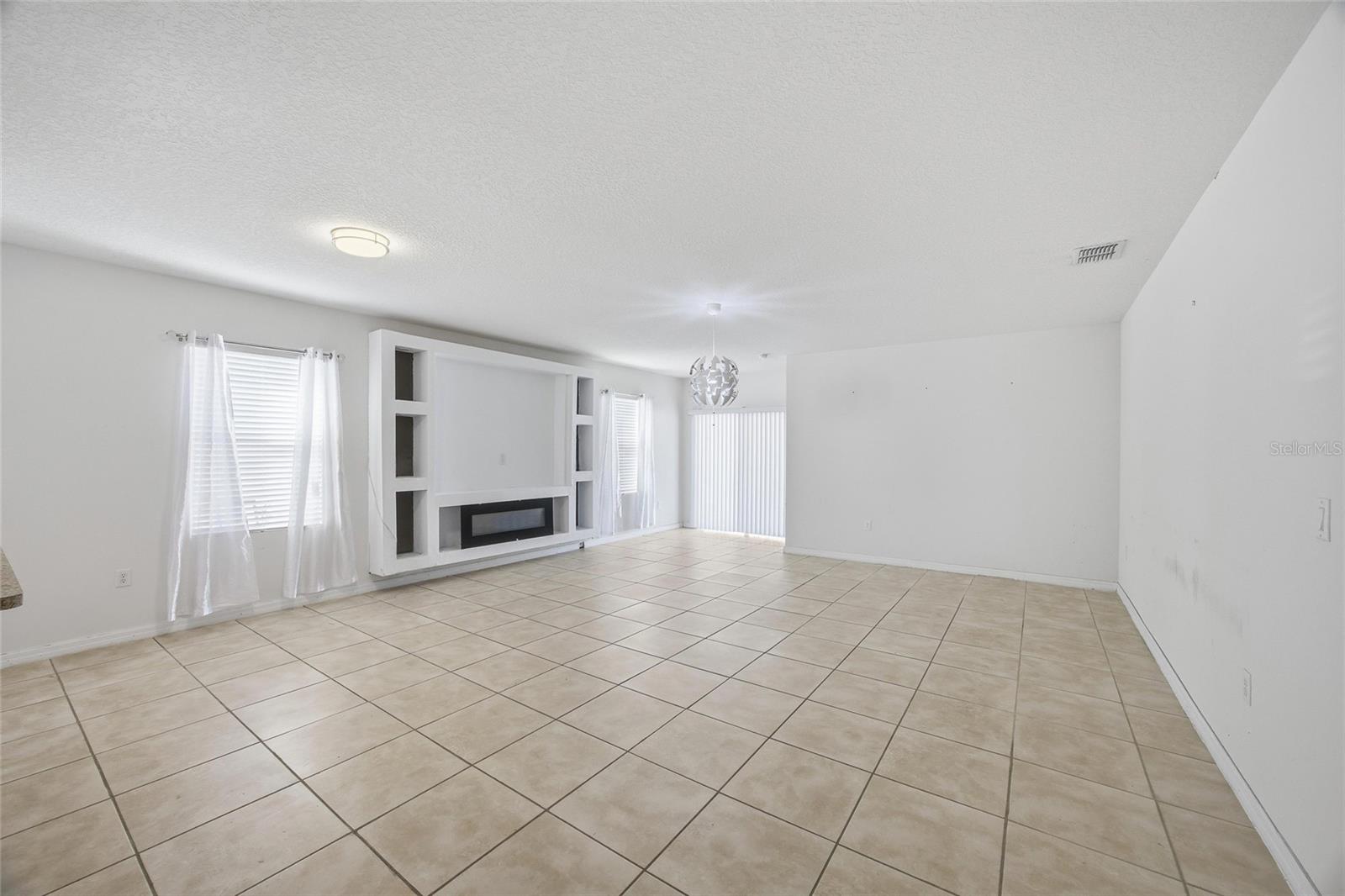 BRENTON MANOR - Residential