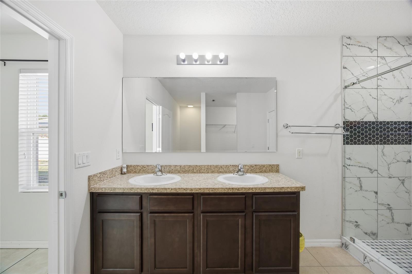 BRENTON MANOR - Residential