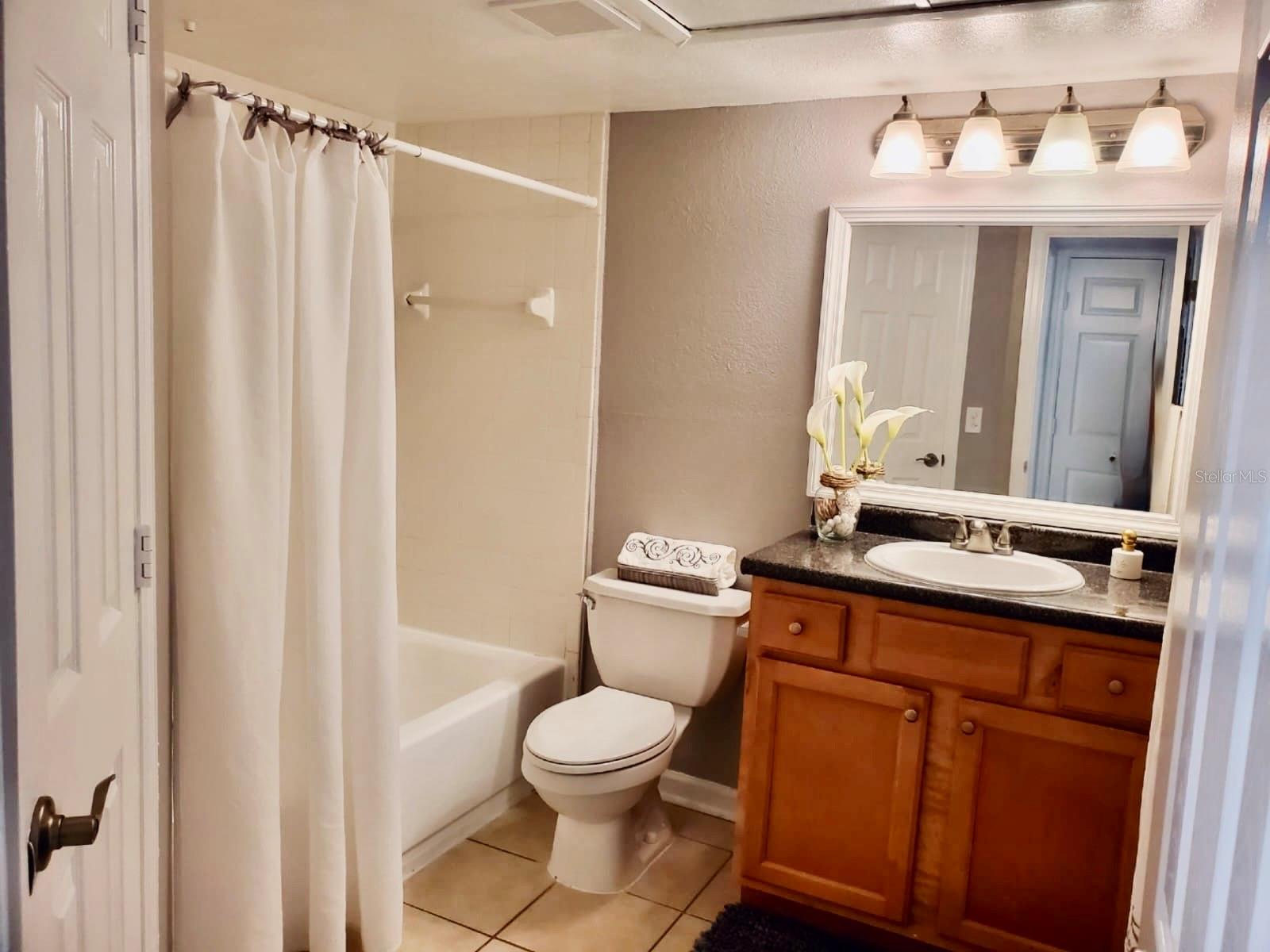 LAKEWOOD PARK A CONDO - Residential