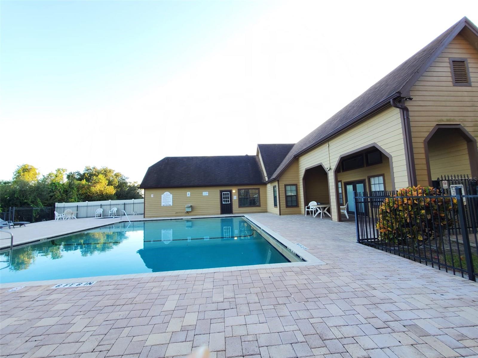 LAKEWOOD PARK A CONDO - Residential