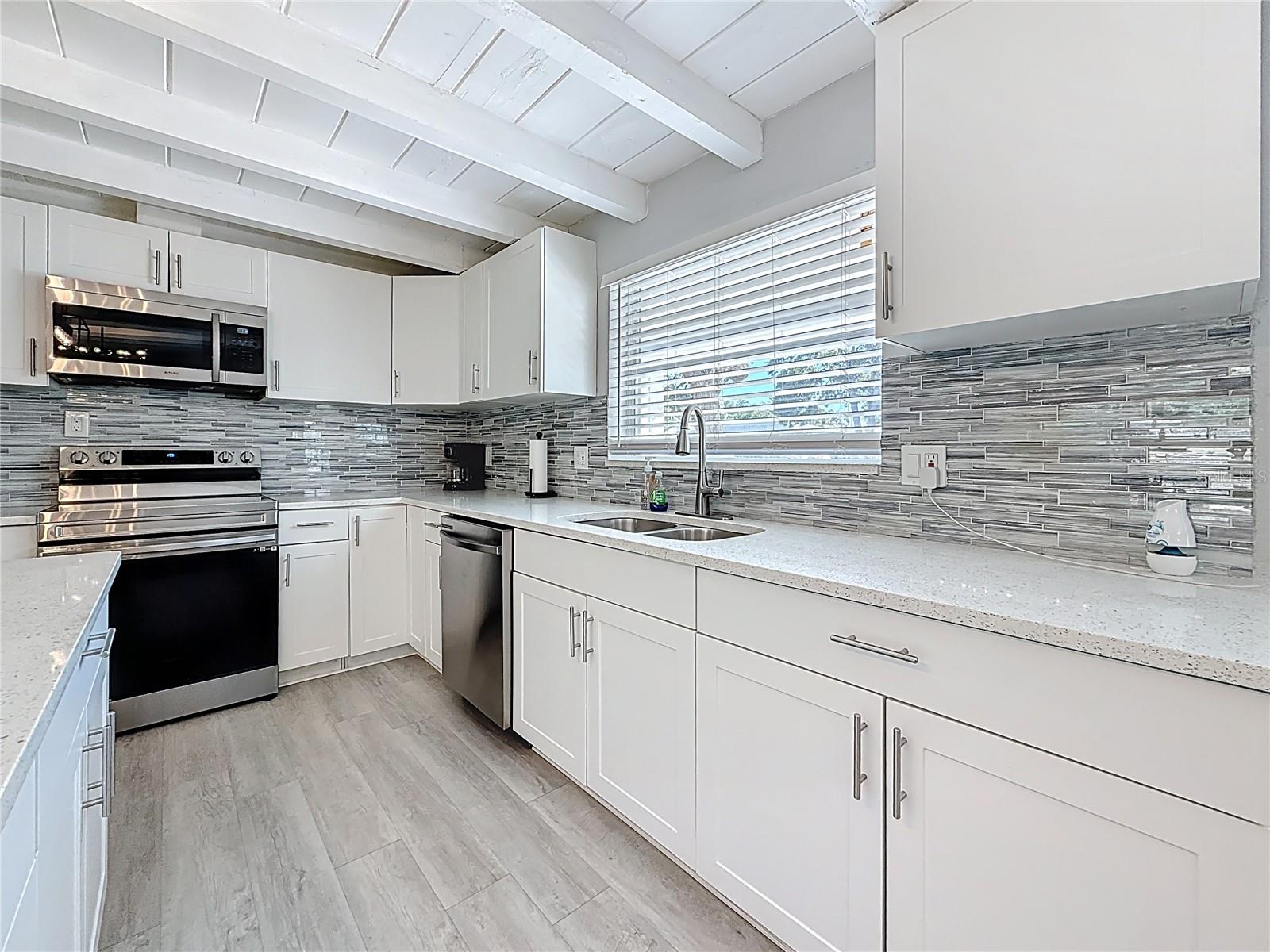 BREEZE HILL - Residential Lease