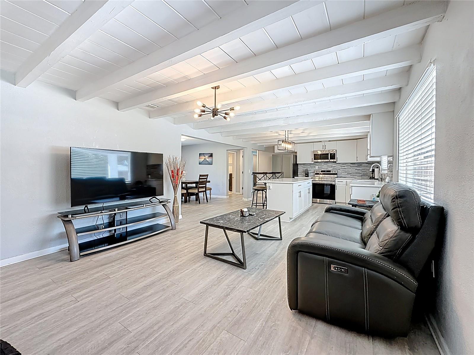 BREEZE HILL - Residential Lease