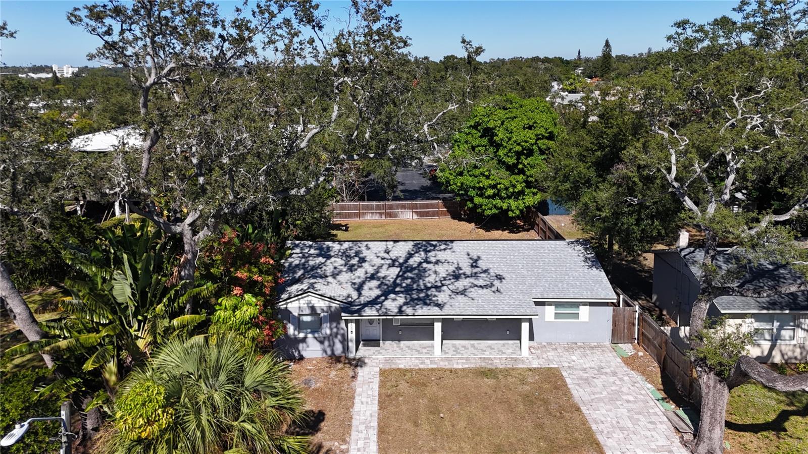 BREEZE HILL - Residential Lease