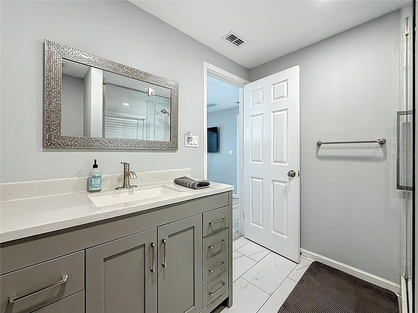 BREEZE HILL - Residential Lease