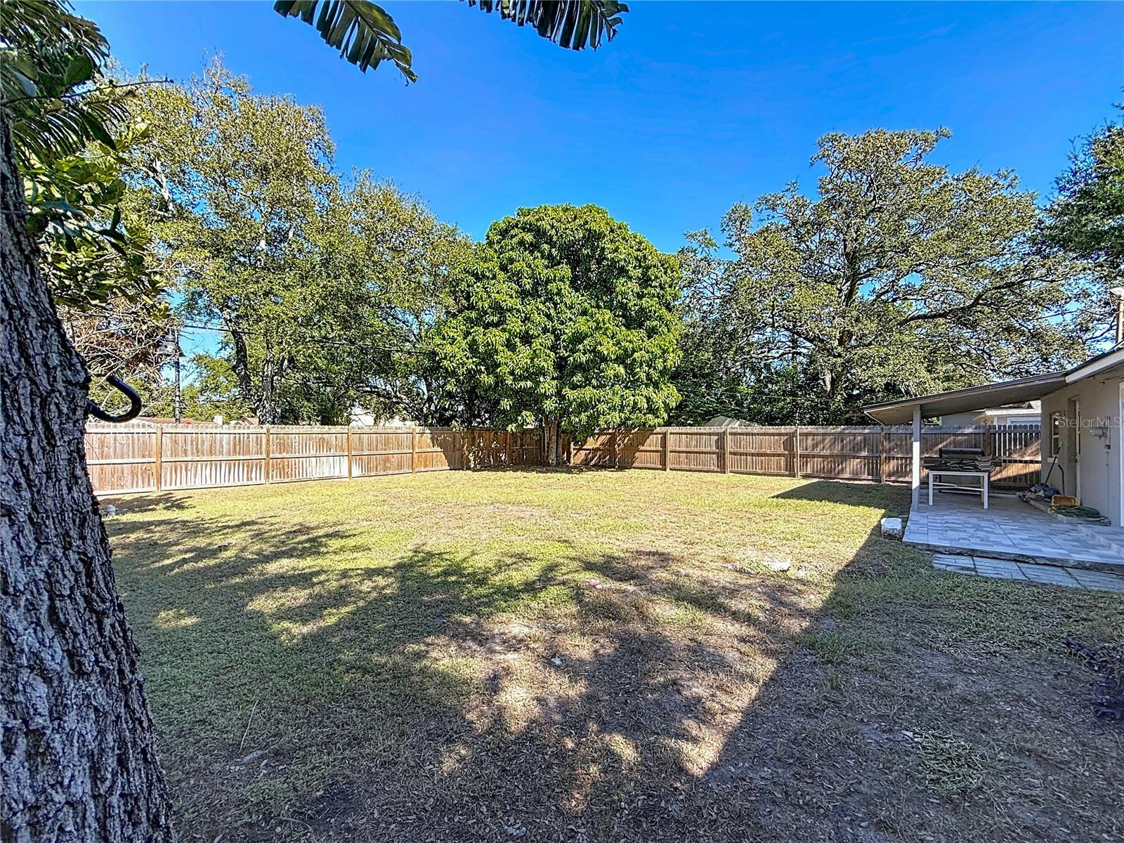 BREEZE HILL - Residential Lease