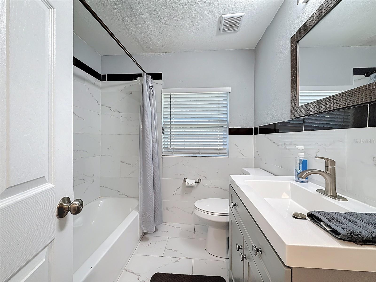 BREEZE HILL - Residential Lease