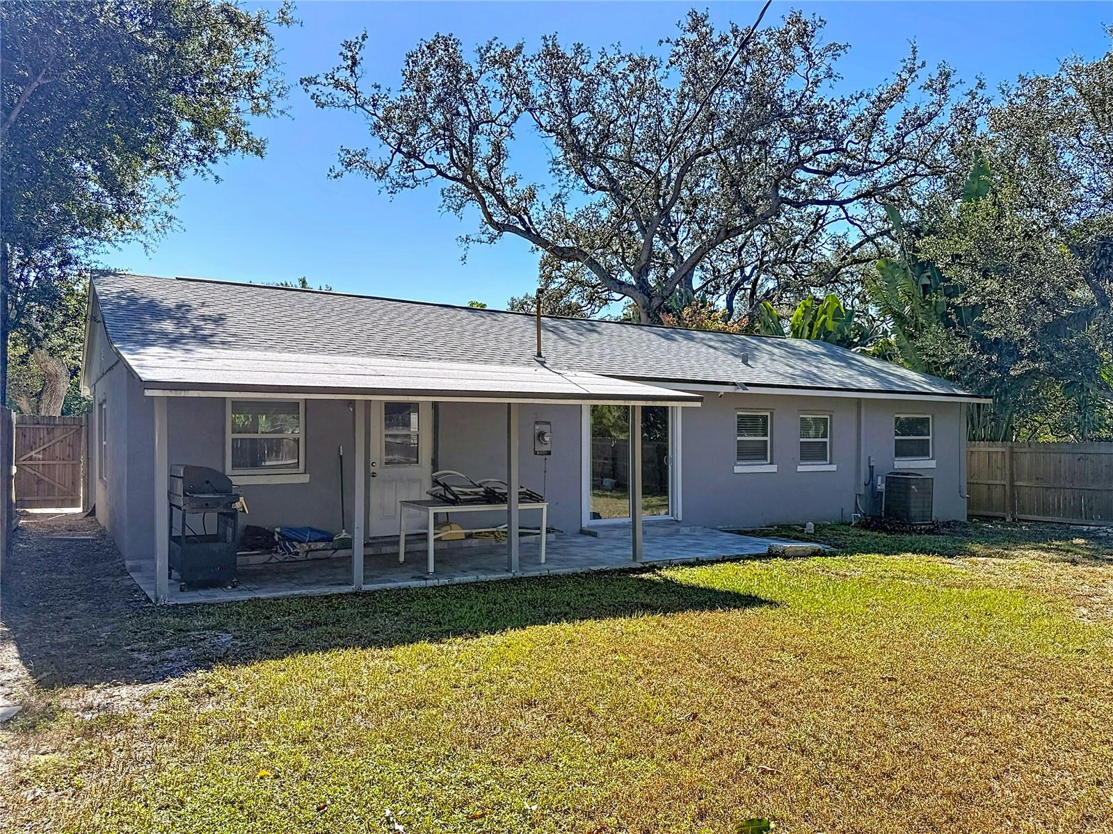 BREEZE HILL - Residential Lease