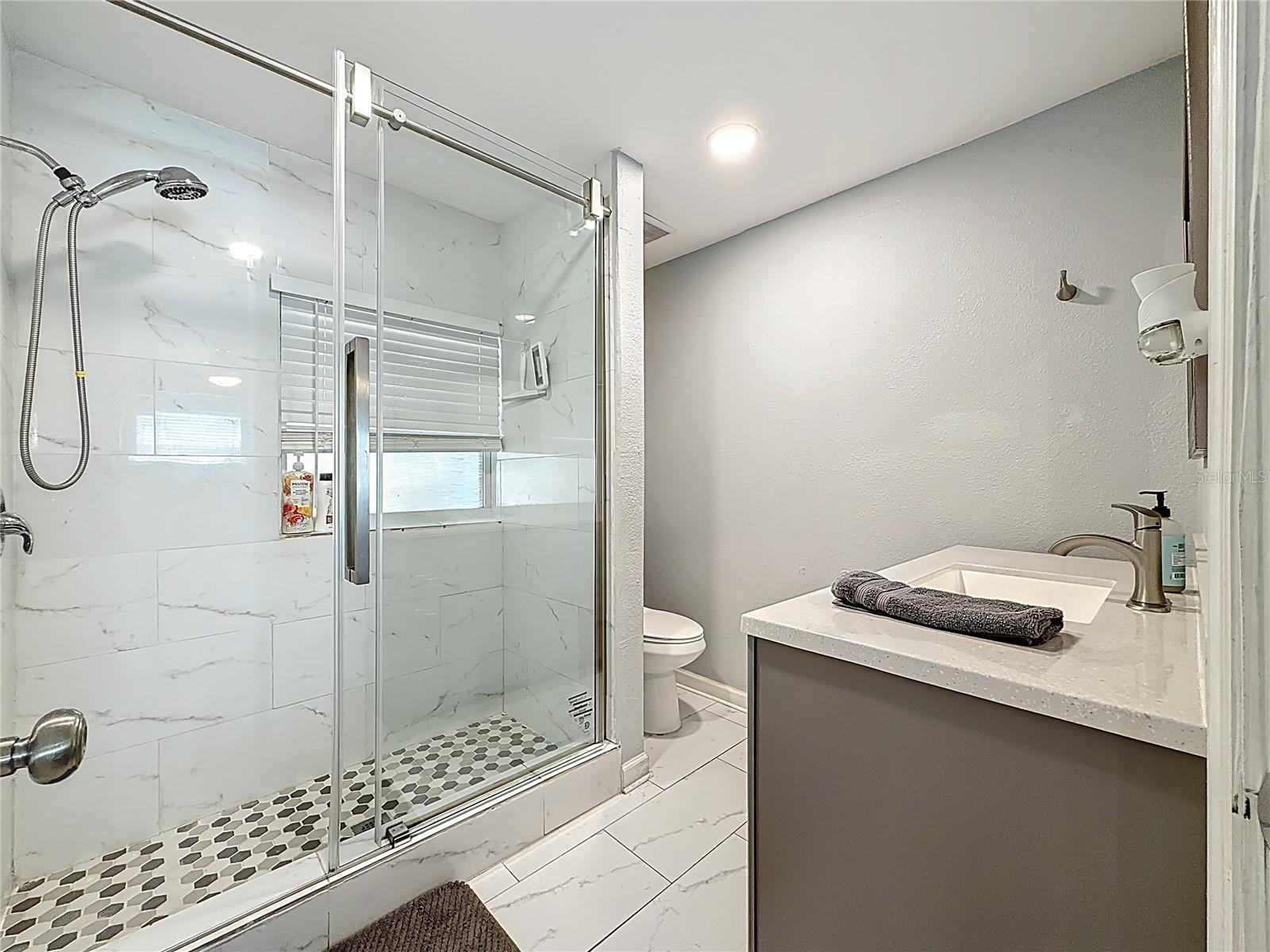 BREEZE HILL - Residential Lease