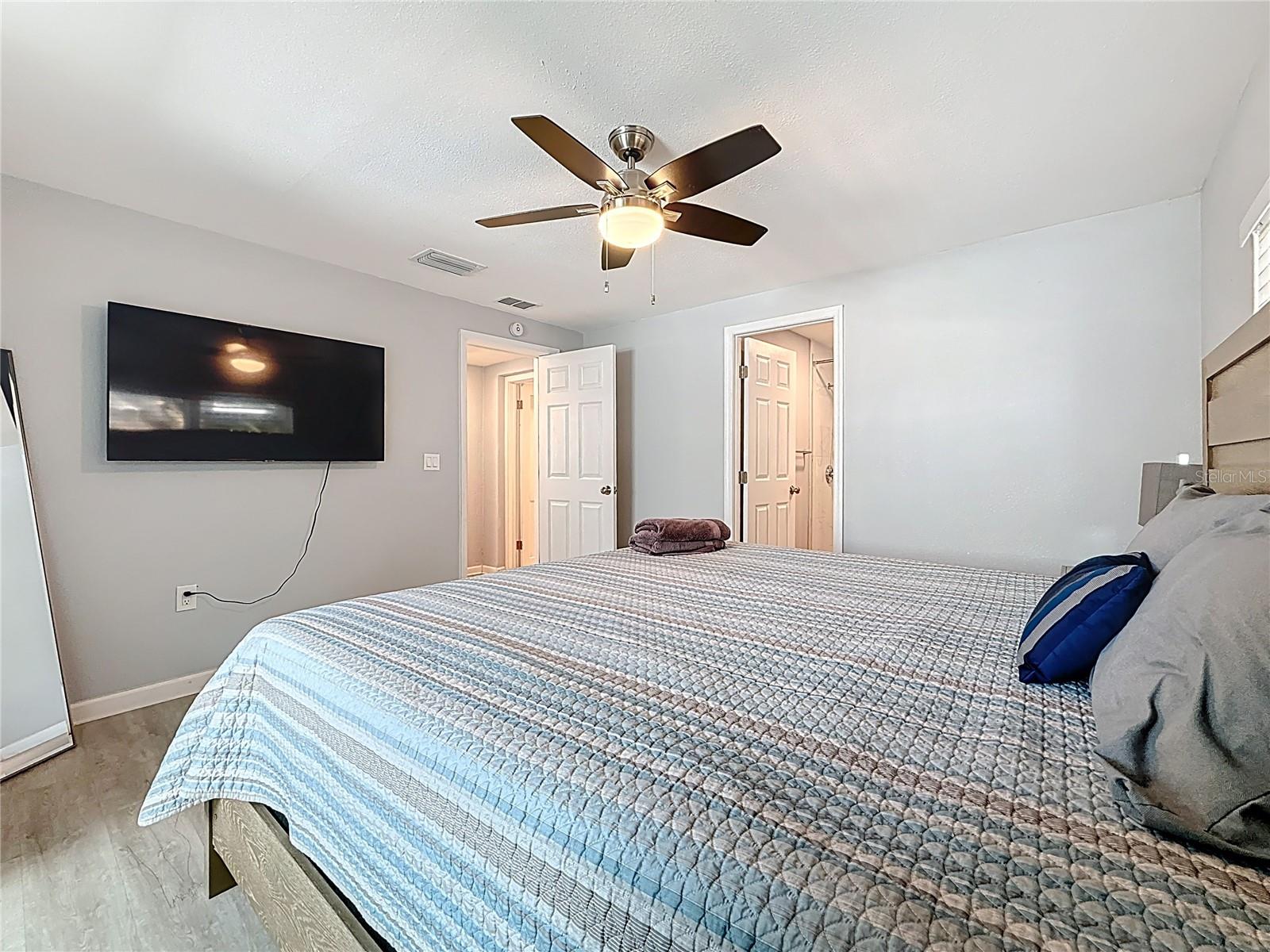 BREEZE HILL - Residential Lease