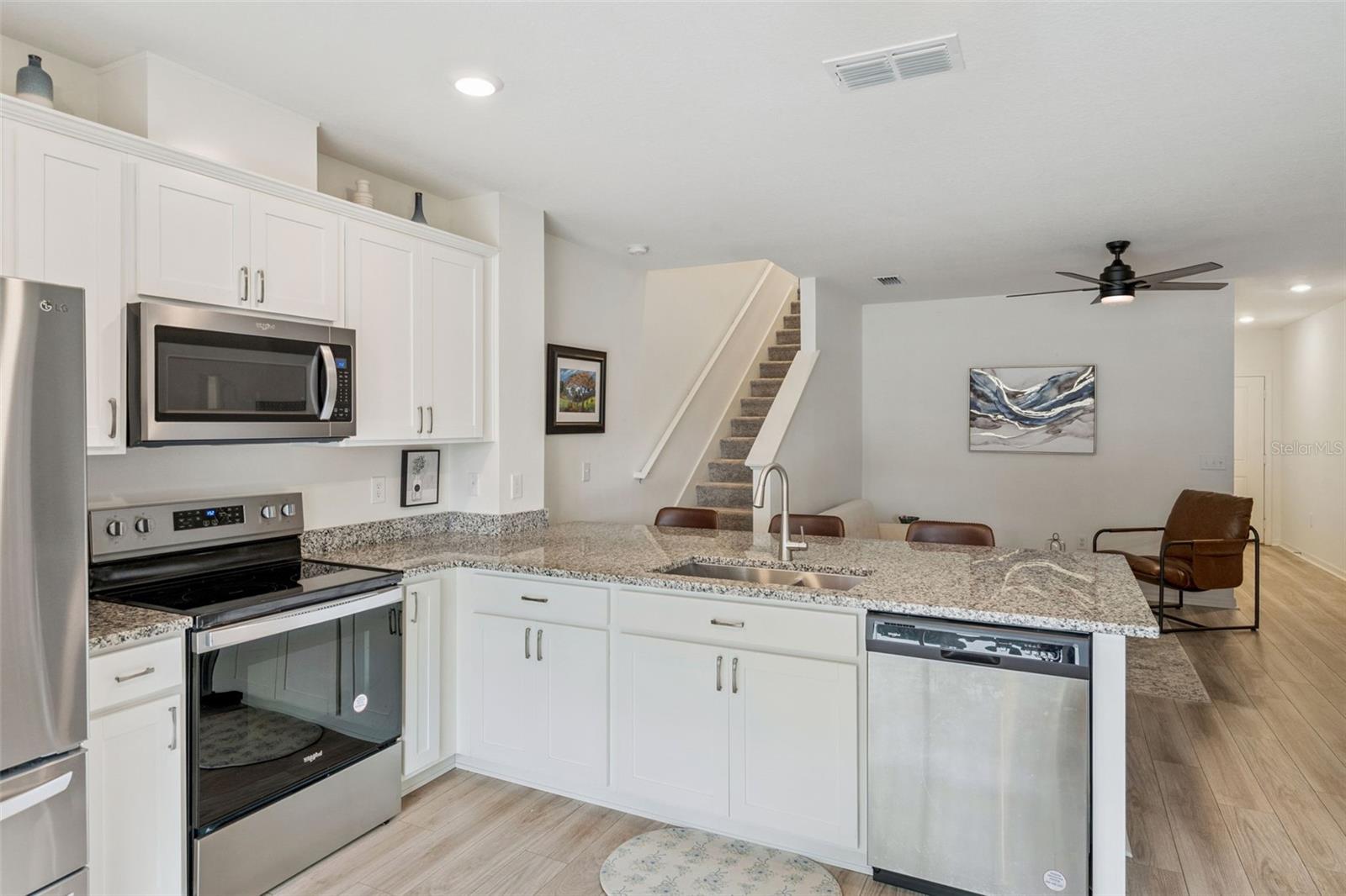 MIRABELLA PH 1 - Residential