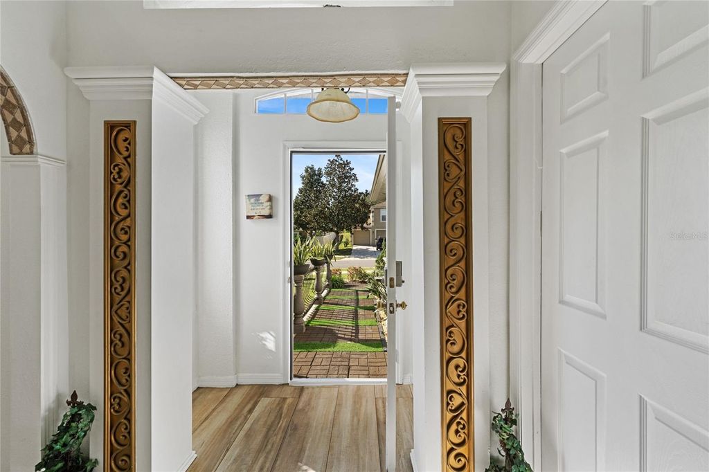 Photo of 31834 Parkdale Dr, Leesburg, FL 34748 (MLS # O6365794)