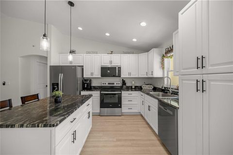 Tiny photo for 6962 SE 124th Street, Belleview, FL 34420 (MLS # OM726385)