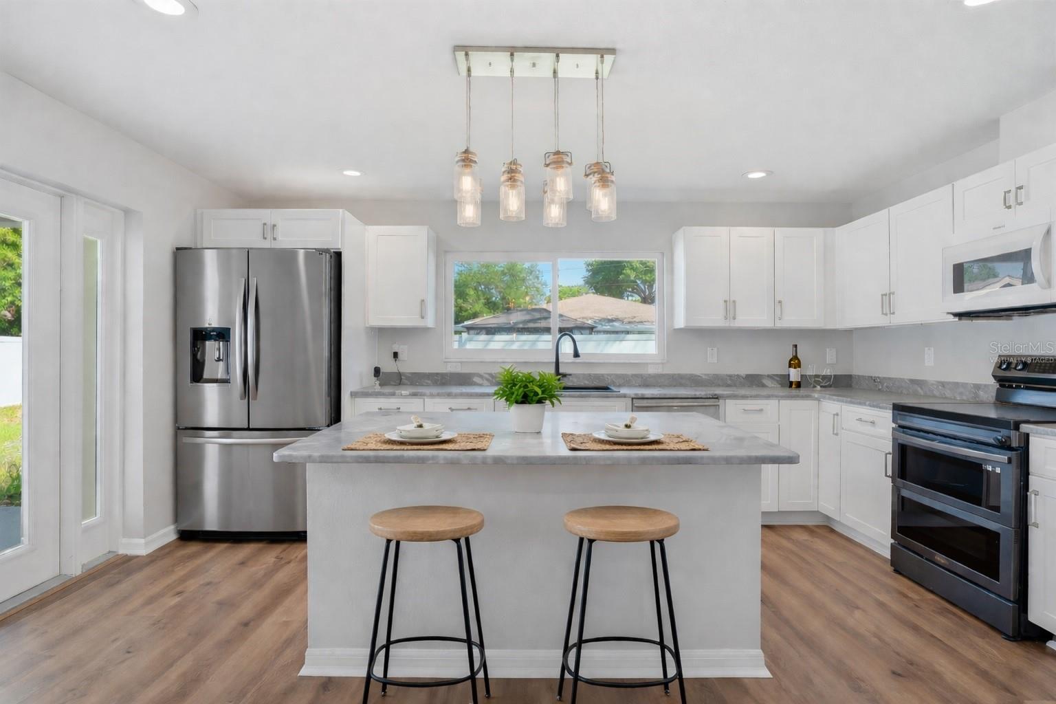 BROADMOOR PARK REV - Residential