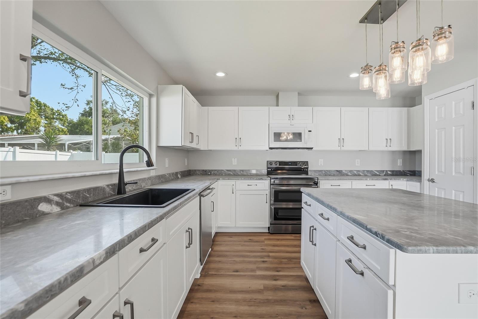 BROADMOOR PARK REV - Residential