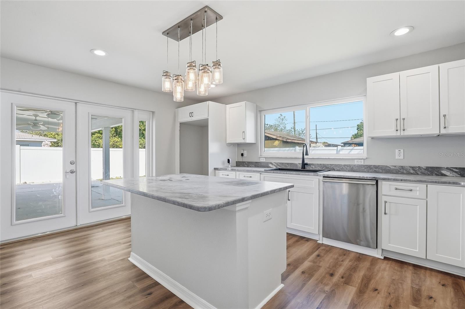 BROADMOOR PARK REV - Residential