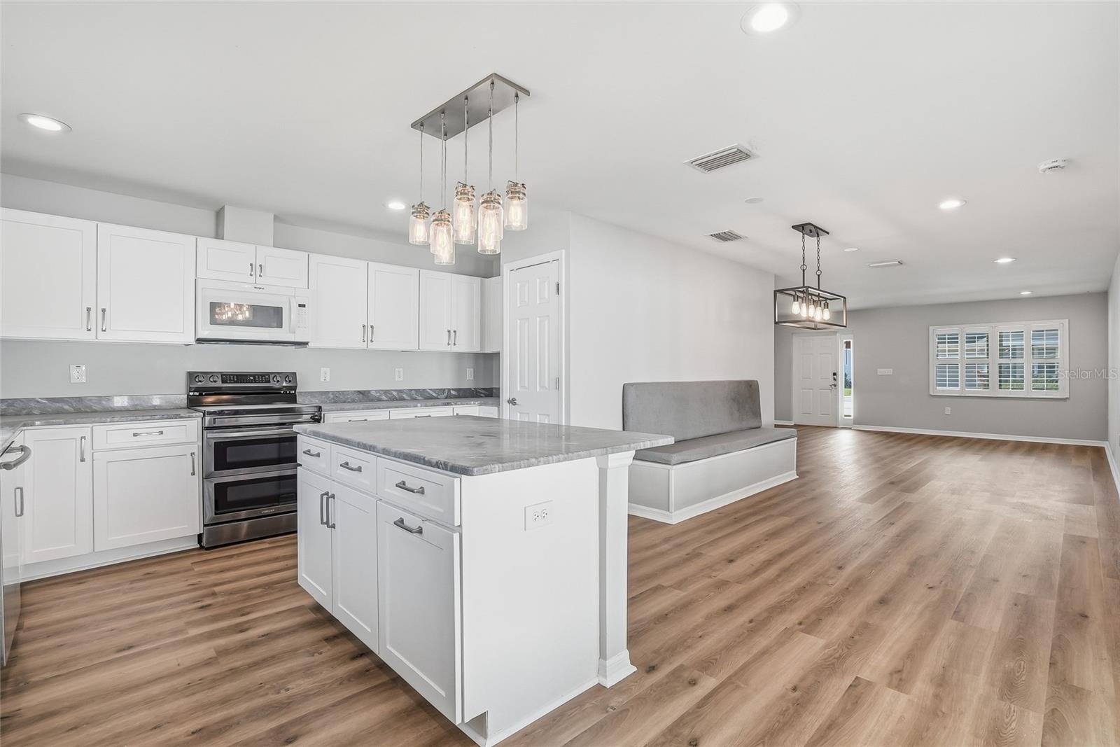 BROADMOOR PARK REV - Residential