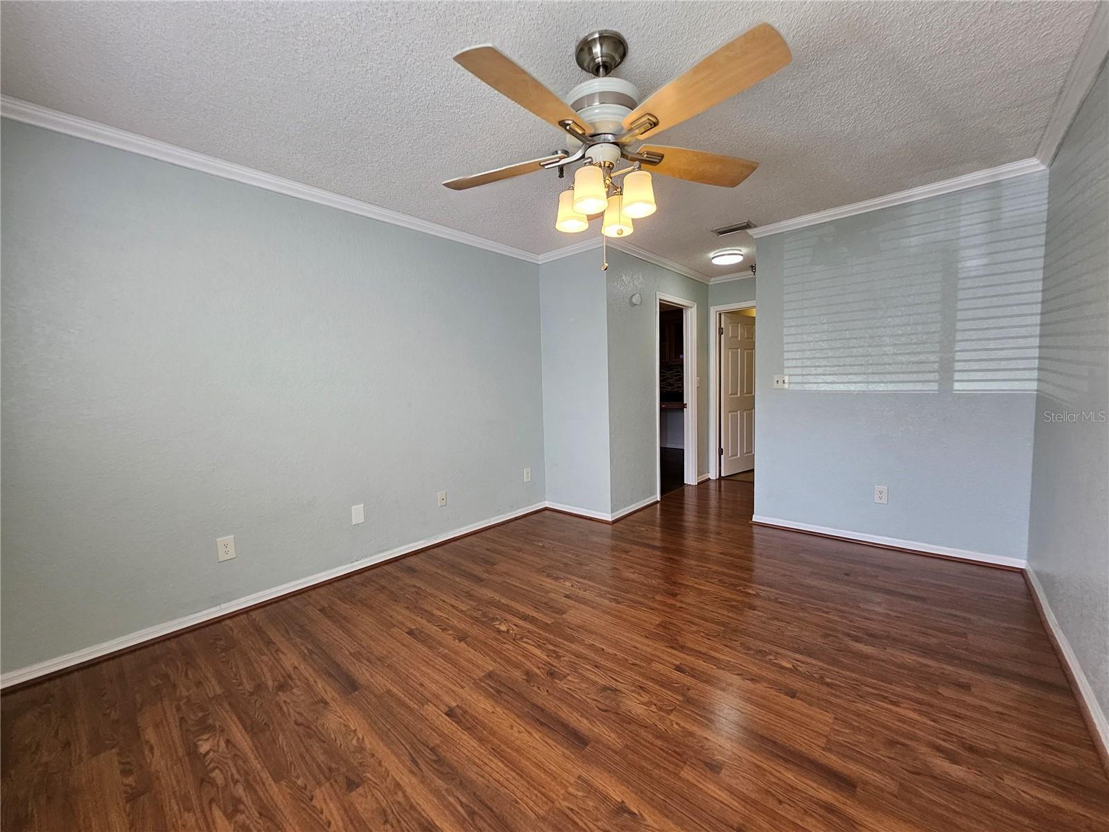 ITOPIA PRIVATE RESIDENCES CONDO BLDG 10, UNIT 1003 - Residential Lease