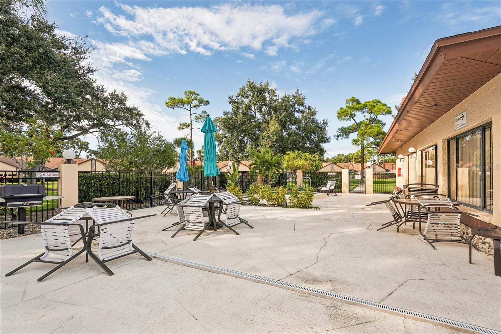 AVISTA OF PALM-AIRE SEC 1 - Residential