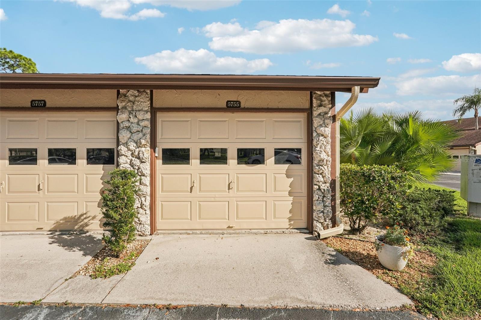 AVISTA OF PALM-AIRE SEC 1 - Residential