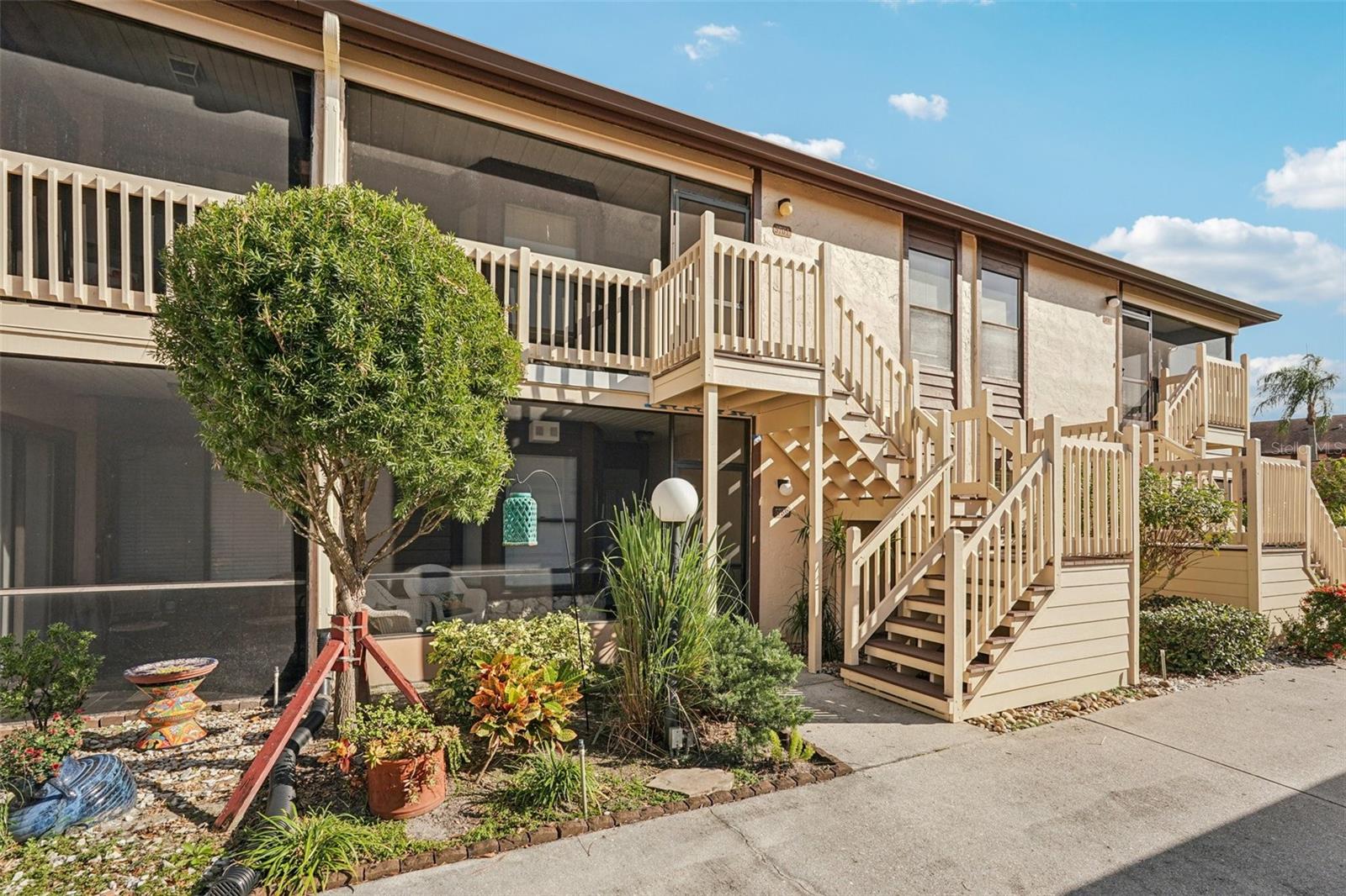 AVISTA OF PALM-AIRE SEC 1 - Residential