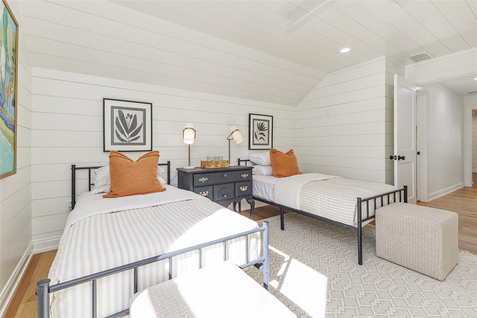 CHEROKEE PLACE SUB - Residential