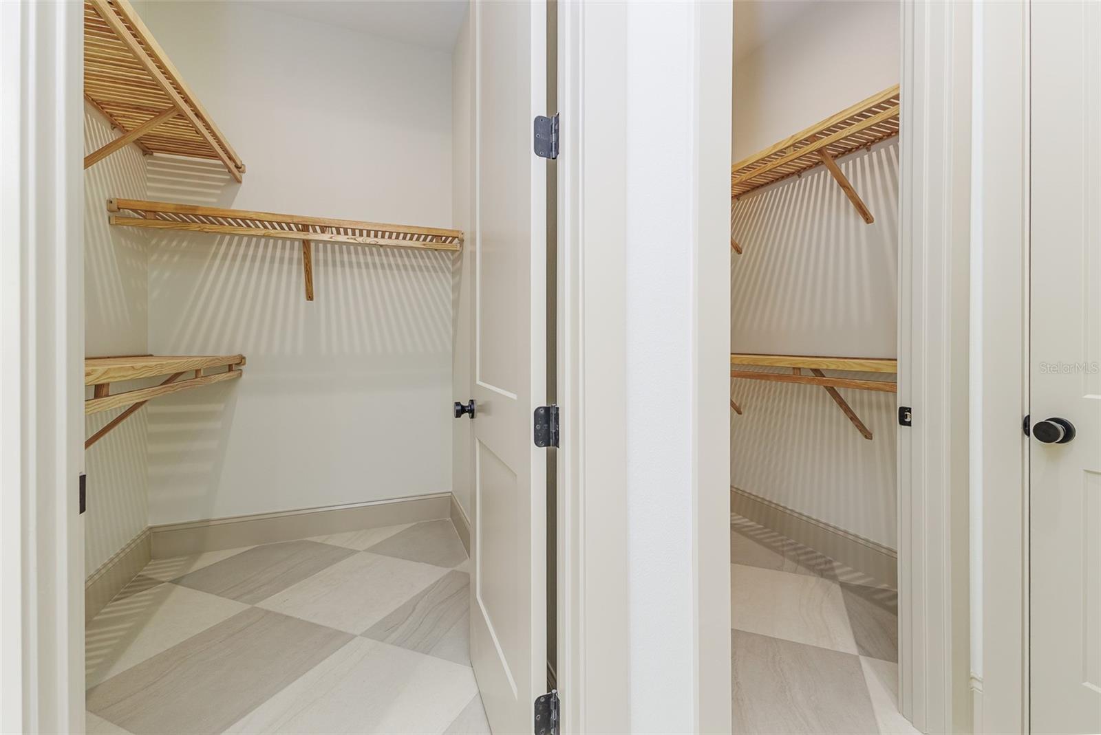 CHEROKEE PLACE SUB - Residential