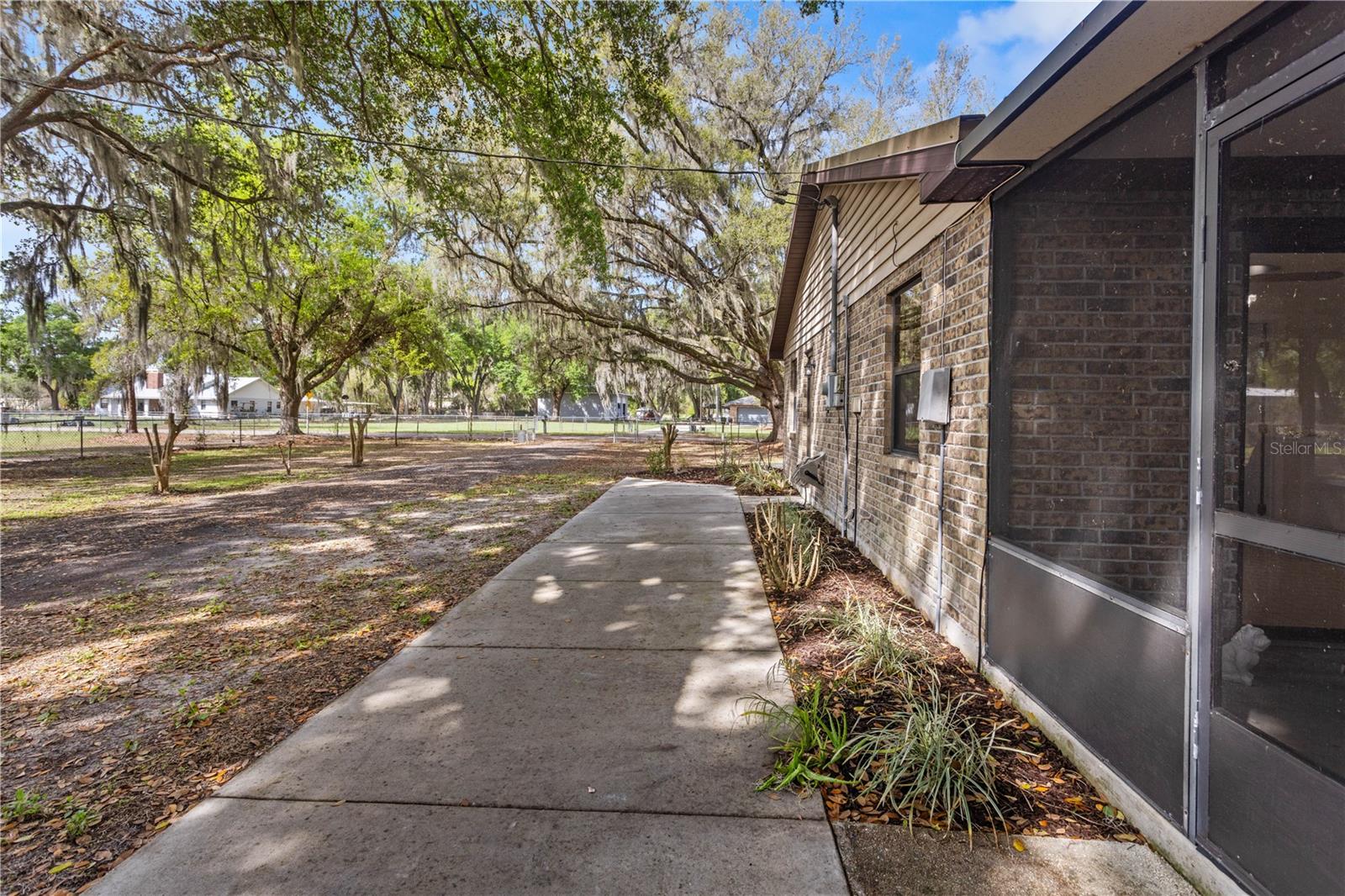 TIMBERLAKE ESTATES - Residential