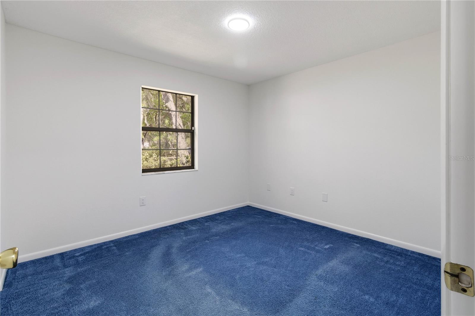 TIMBERLAKE ESTATES - Residential