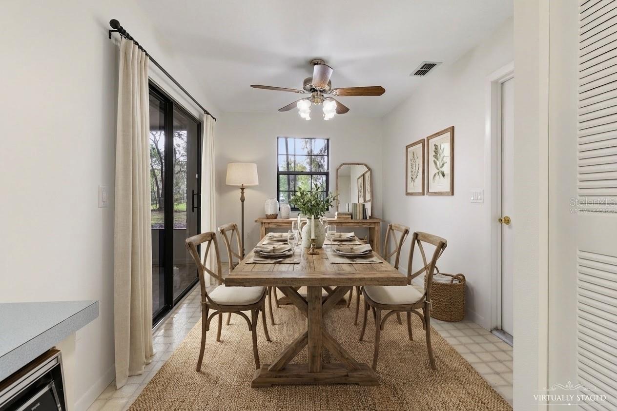 TIMBERLAKE ESTATES - Residential