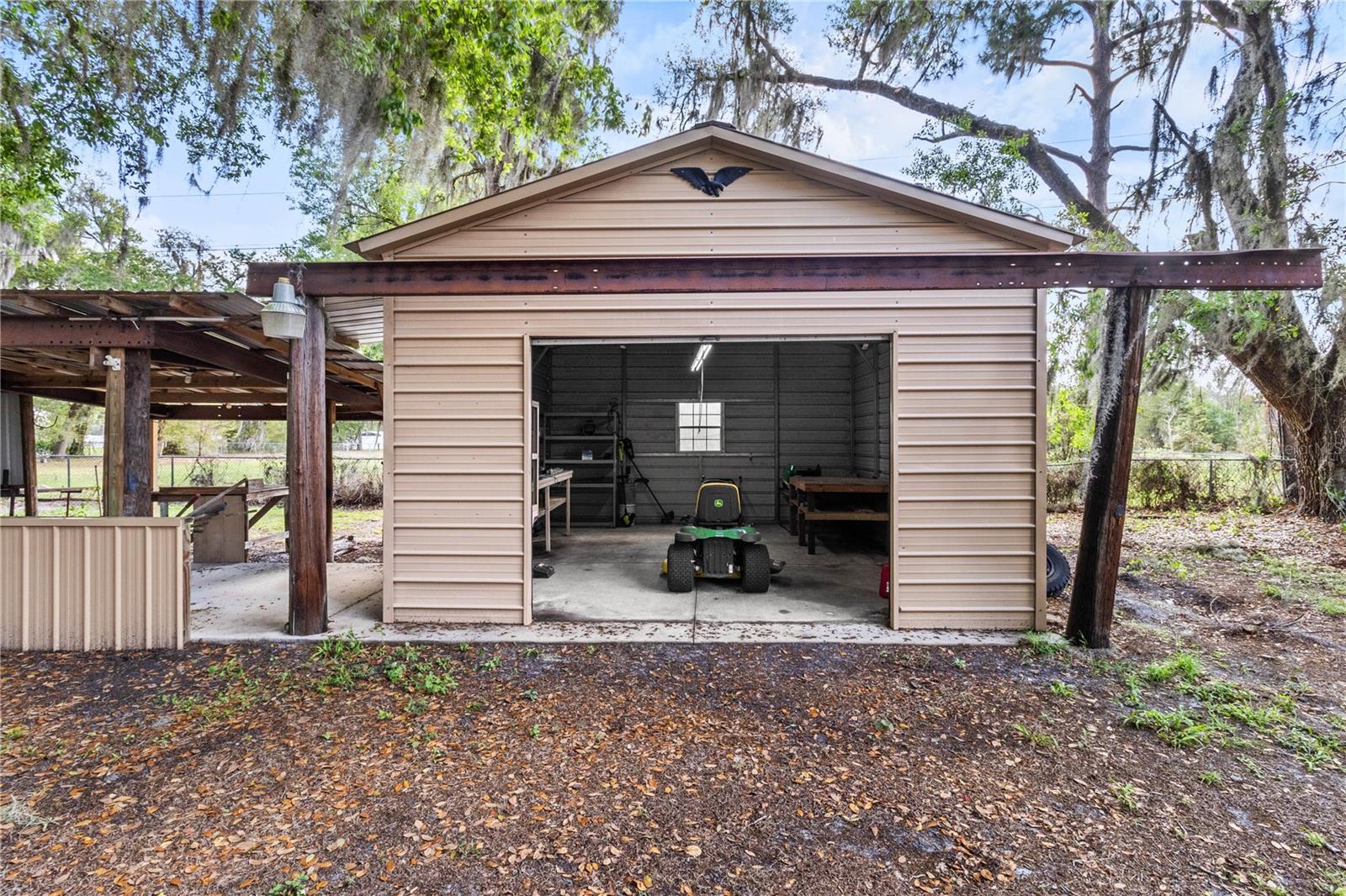 TIMBERLAKE ESTATES - Residential