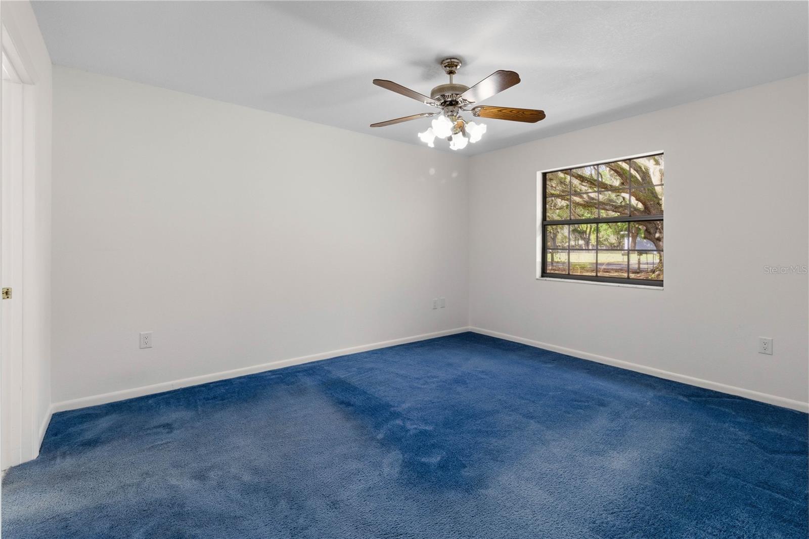 TIMBERLAKE ESTATES - Residential