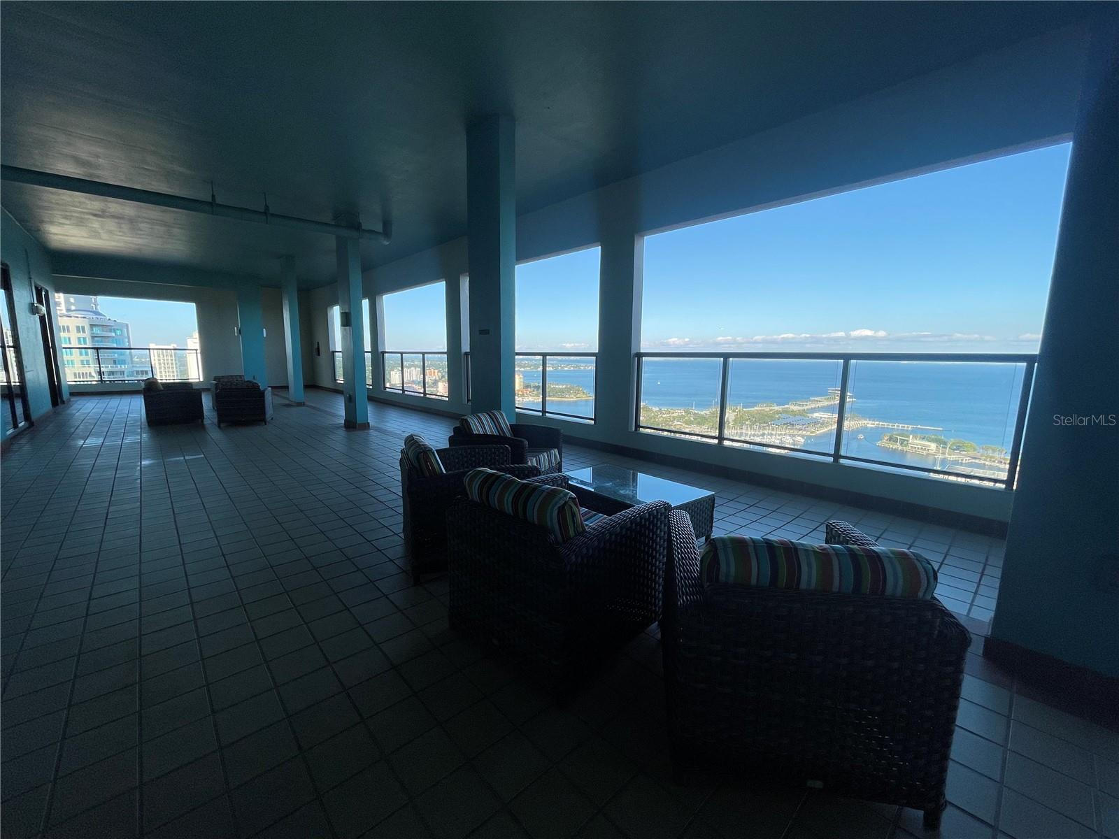 BAYFRONT TOWER CONDO - Residential Lease