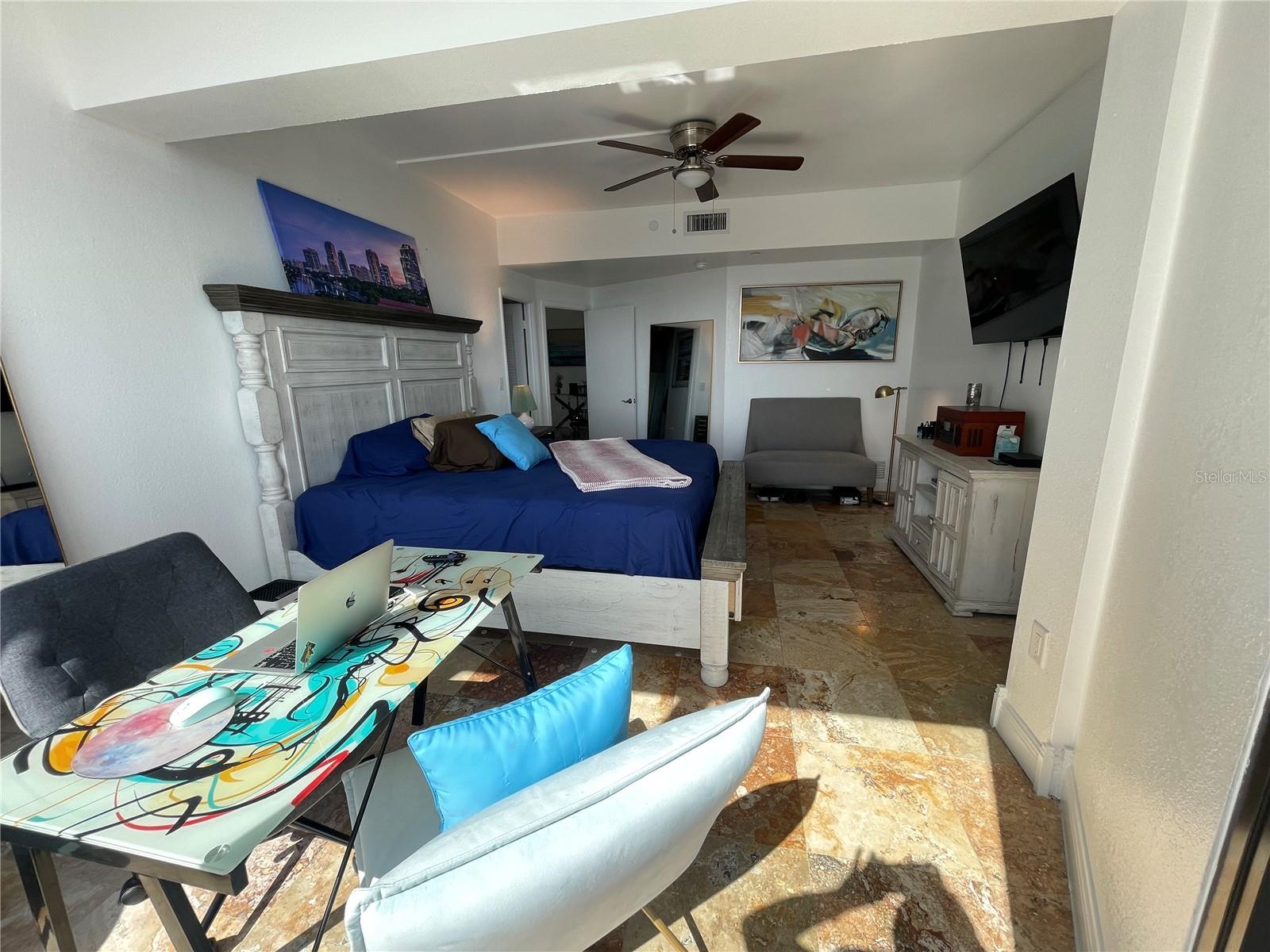 BAYFRONT TOWER CONDO - Residential Lease