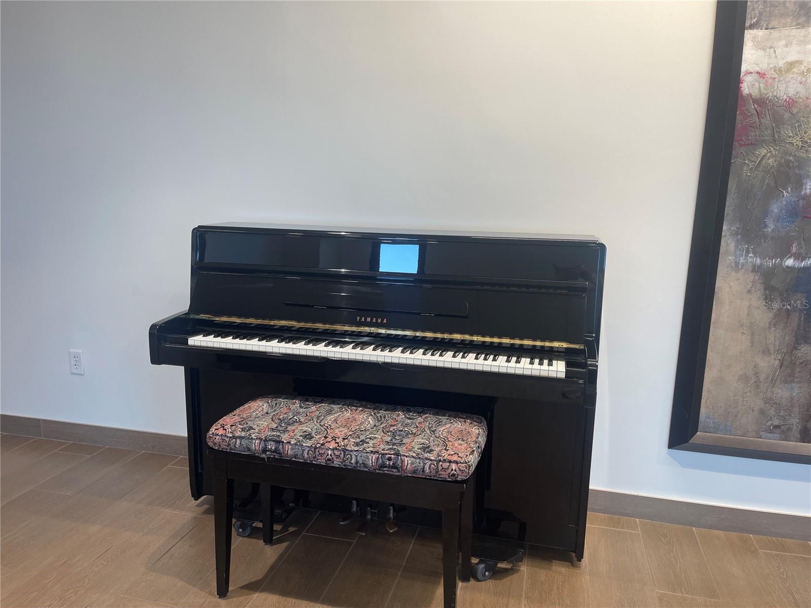 BAYFRONT TOWER CONDO - Residential Lease